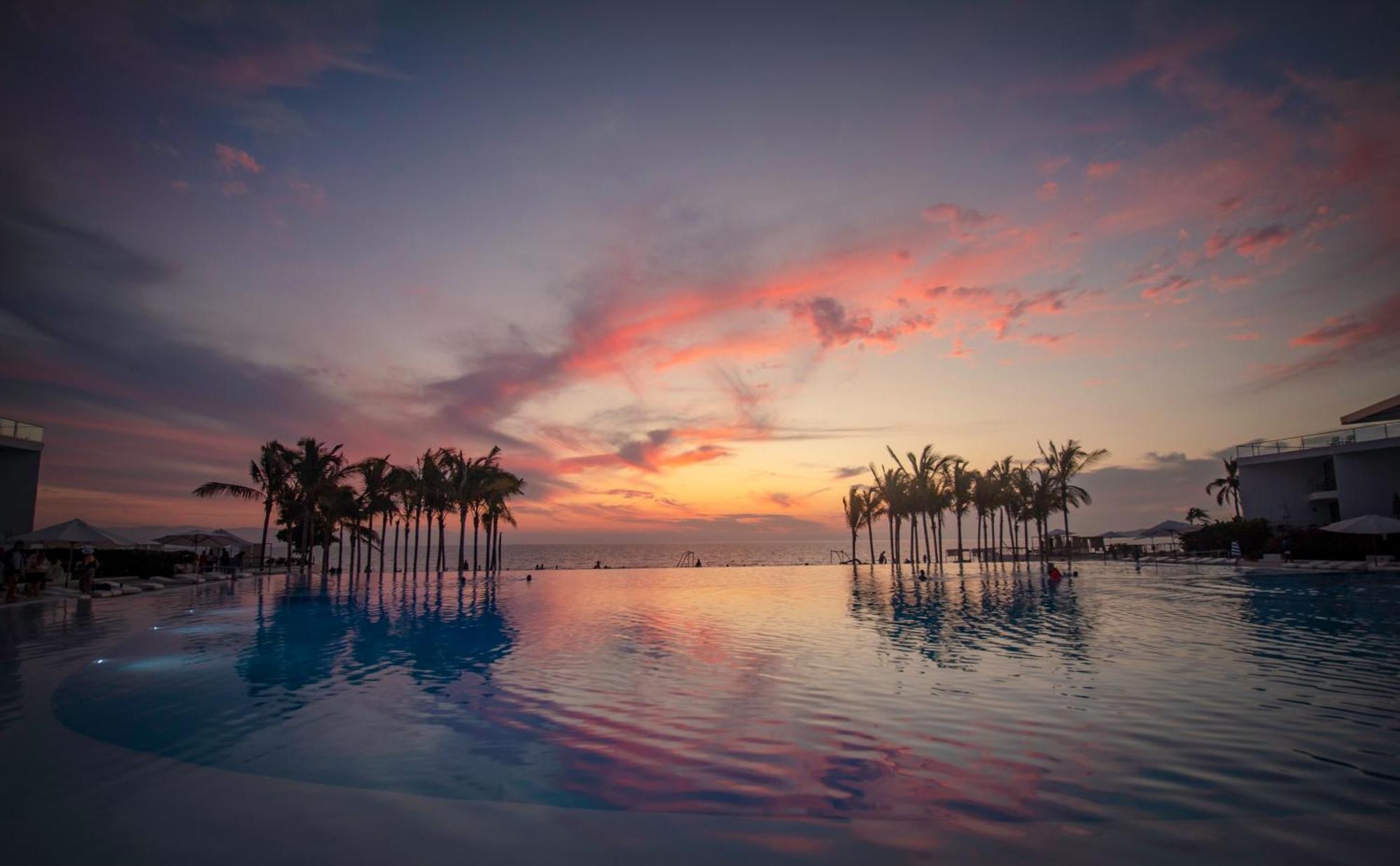 Suites At Aria Luxury Double Suite On The Pacific Coast นวยโวบาญาร์ตา ภายนอก รูปภาพ